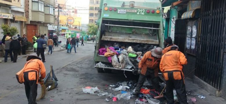 Revilla pide a paceños no sacar basura a las calles y anuncia batidas contra el agio 1 La Paz Limpia 1