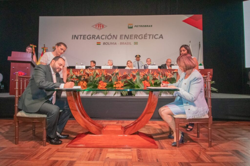 451da9e9 46c4 402f b275 cf4c9730e6a5