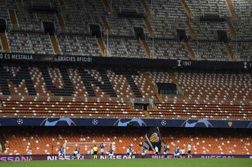 El coronavirus silencia la política y también aplaca el fútbol 3 descarga 1 OK