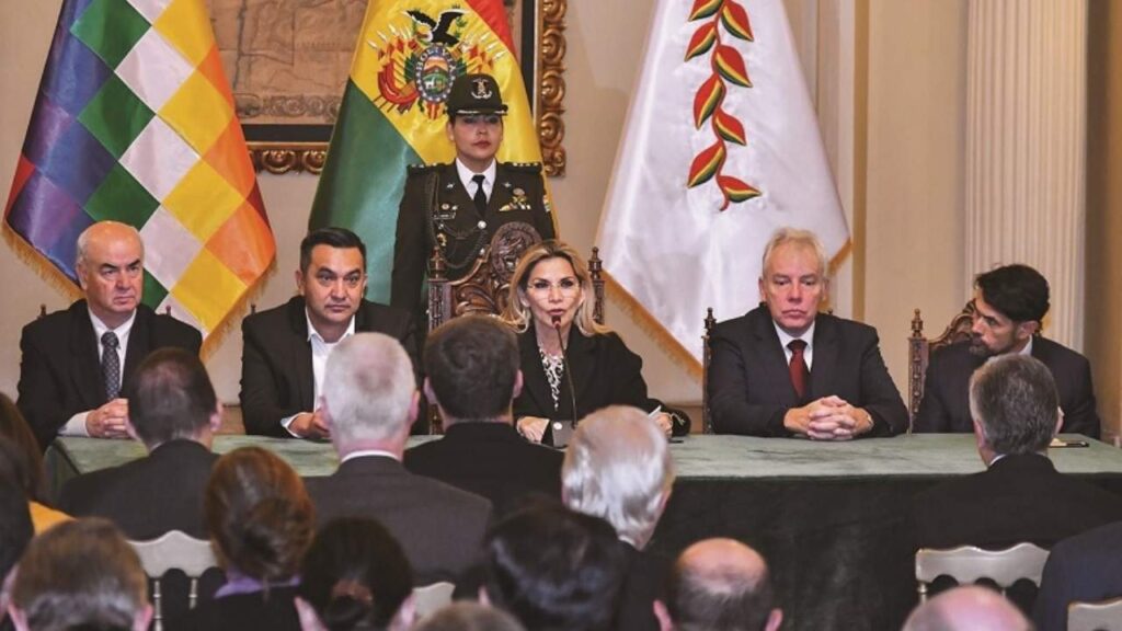 Emergencia: medios alineados al MAS desinforman en redes sociales sobre recursos de las donaciones 1 f1280x720 304655 436330 5050