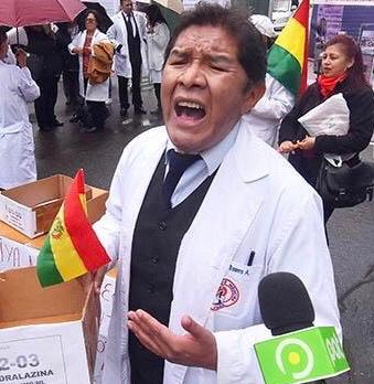 MAS vs médicos: una ley para el libre ejercicio profesional los vuelve a enfrentar 1 MEDICOS