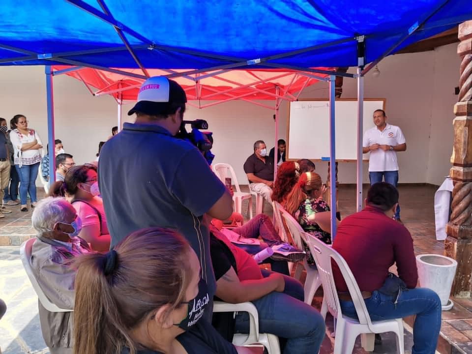 Camacho, en campaña con el lema renovación política en la Alcaldía y la Gobernación 3 VALLE 3