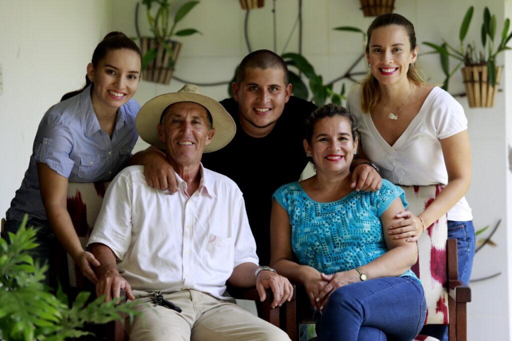 EL NARANJAL FAMILIA 1