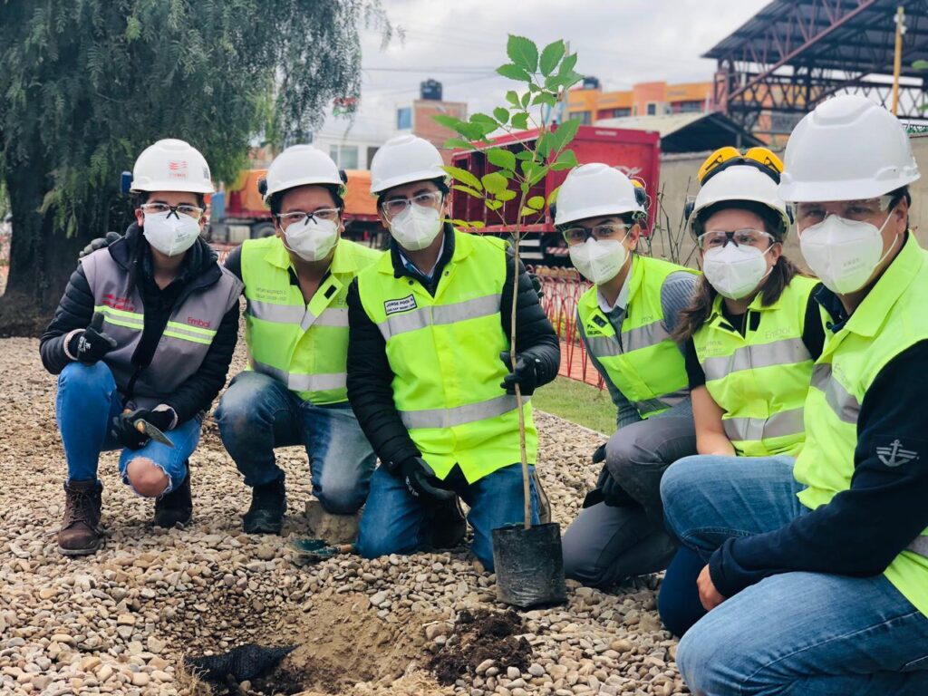 Día del agua: Embol apoya con la siembra de árboles en Cochabamba 1 cbba 1