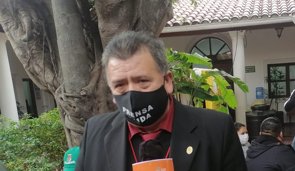 Concejales instruyen a su Comisión de Constitución completar el Tribunal de Imprenta 1 rober 1 1
