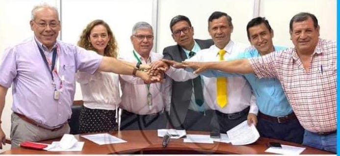 Segunda vuelta en la UAGRM: Vicente Cuéllar sella acuerdo con docentes y acusa a Ulloa de ser militante del MAS 2 pacto