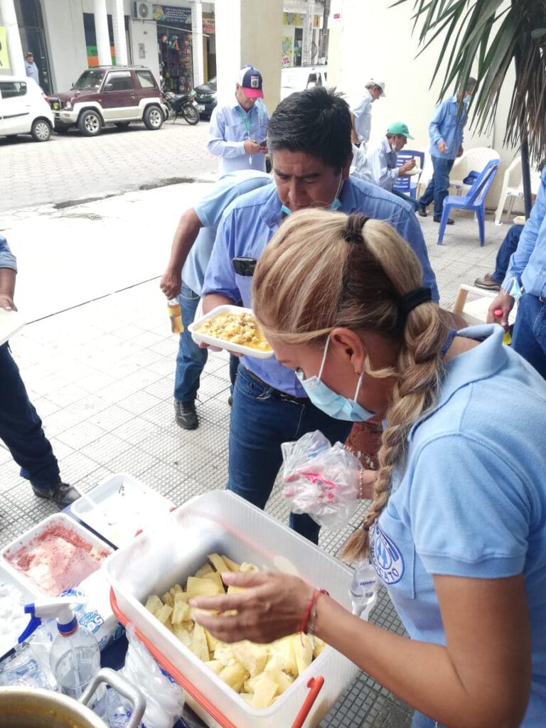 Trabajadores de COTAS instalan olla común; llevan 17 días de protestas por sueldos 3 COTAS 4