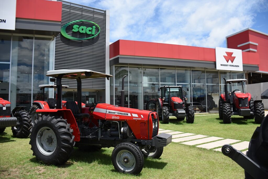 Tractores en SACI