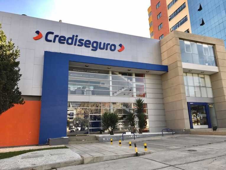 Crediseguro ofrece
Seguro de Vida + Salud Preventiva por Bs 1,80 al día 1 seguro 1