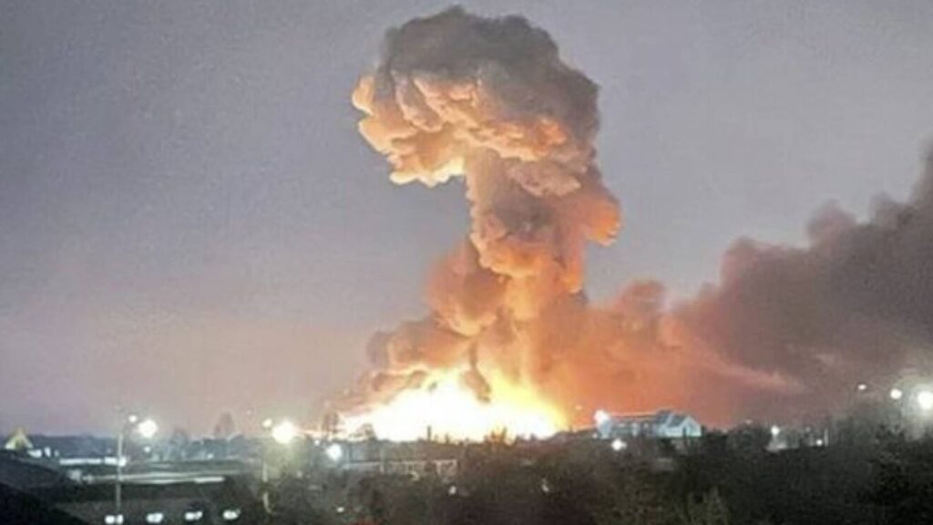 Rusia ataca Ucrania; Putin ordena operación militar especial 2 GUERRA 1