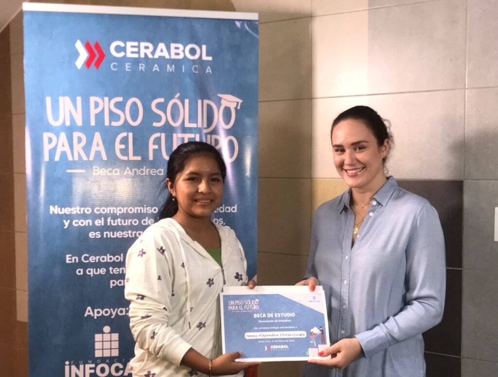 3. Yenny Alejandra Flores