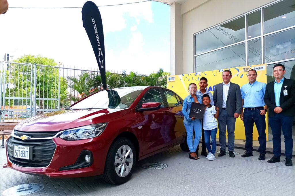 “Después de mi hijo, ganar un auto, es la segunda bendición en mi vida”: ganadora del 0km en la Expoauto 1 auto 2