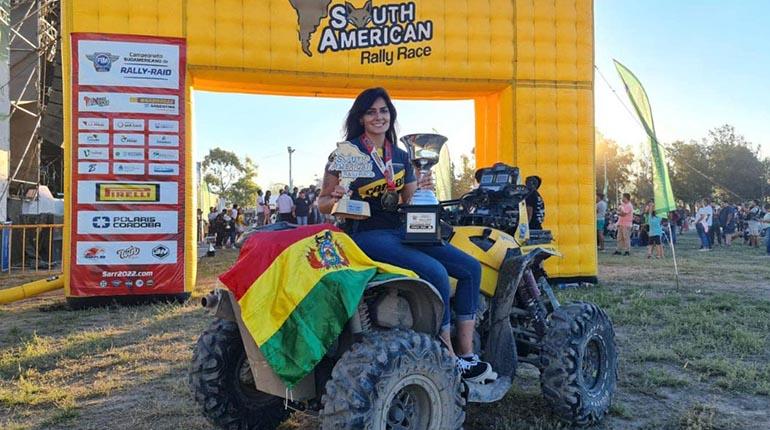 Suany Martínez rompe límites en el motociclismo: “Voy por la igualdad de género para ambos, la mujer boliviana es fuerte y decidida” 2 suany 2