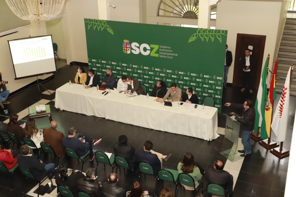 Gobernación encara 49 proyectos con Bs 2.014 millones este 2022, 18% menos que 2021 1 CAMA 3