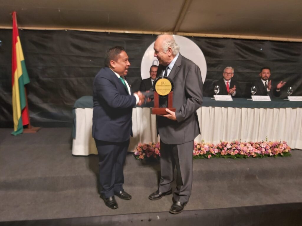 Sociedad de Ingenerios de Santa Cruz: 65 años aportando al desarrollo de Santa Cruz 2 SOCIEDAD 3
