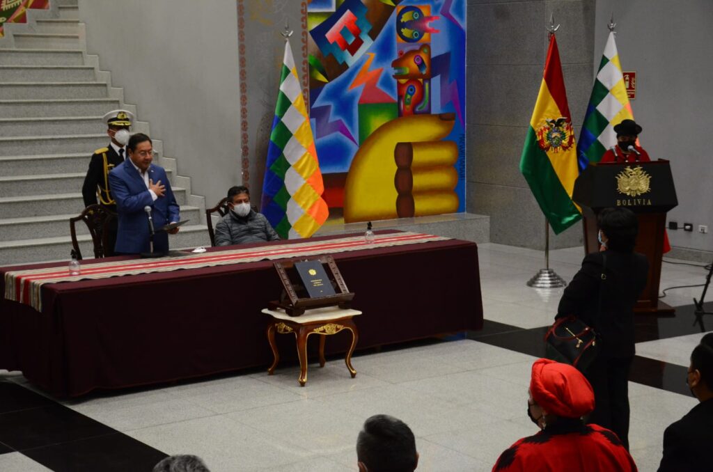 Nora Mamani es la nueva contralora general del Estado interina 1 JURA 1