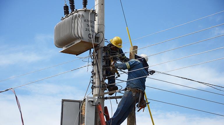 El uso del aire acondicionado y el cobro de la basura y alumbrado público tienen alto impacto en las facturas de Luz 1 consumo 2