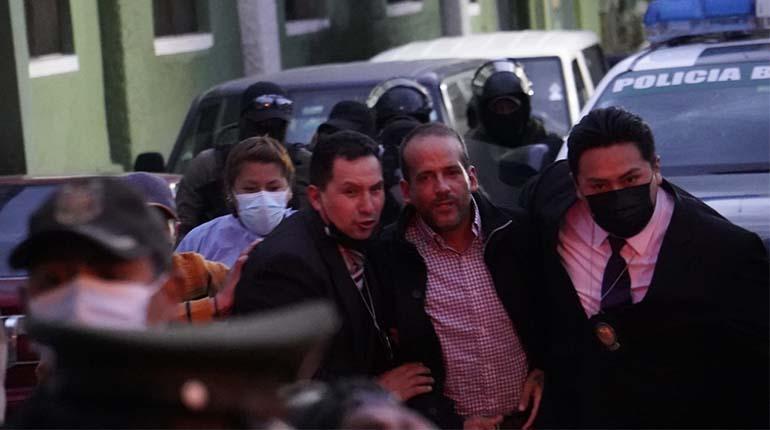 Juez lo envía a Chonchocoro; Camacho: “No dejemos que el masismo imponga una dictadura como en Venezuela y en Cuba” 1 jodido
