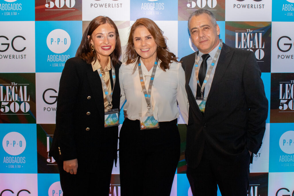 Sara Maggi Marcia Bechara Plata Industria Metalurgica Ferrotodo y Luis Eduardo Saftich