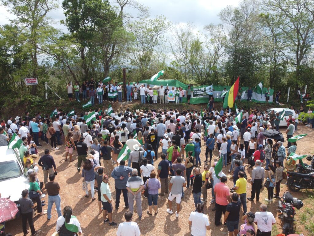 'Caravana en Defensa del Agua' planta un mojón centinela en los acuíferos lUCPN Güendá - Urubó 1 bfd201a2 0ab1 4961 933b 27a2f4c24b34