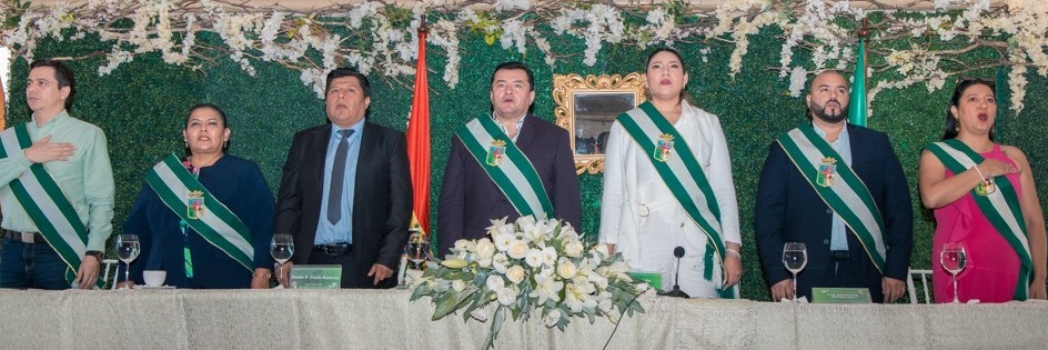 Festejo en el Distrito 3: con el presupuesto edil reformulado se viene otro túnel por el Trompillo 1 ALCALDE