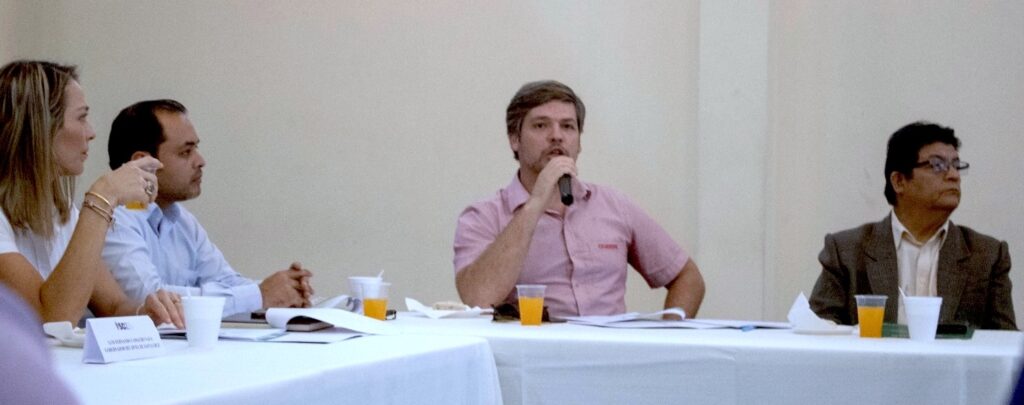 Gobernación e instituciones privadas coordinan políticas interinstitucionales para eliminar el trabajo infantil 1 CRE 2