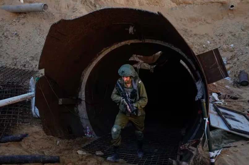 Ejército israelí descubrió el túnel más grande de Hamas a escasos metros de la frontera: fue una pieza clave de la masacre del 7 de octubre 1 INSRA 2