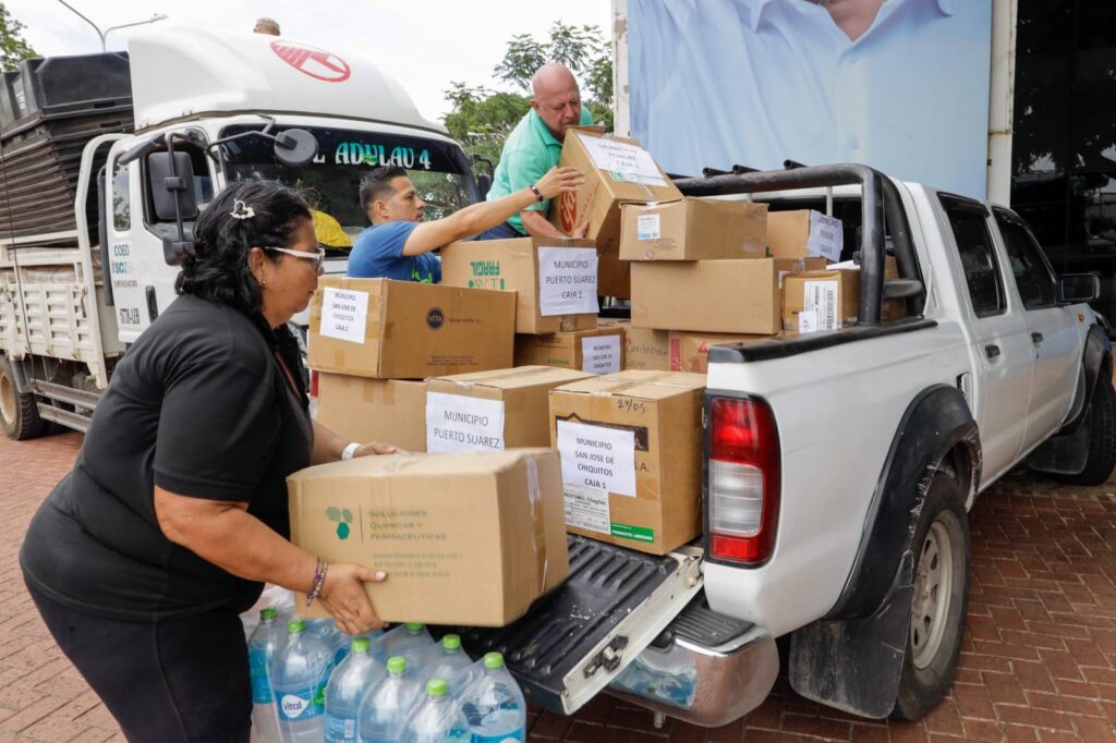 Envían camiones con tanques flexibles y bebederos para 5 municipios afectados por sequía 1 agua 2