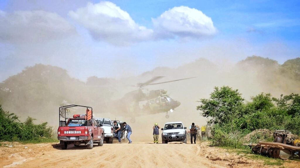 Rescate de la Gobernación auxilia a 13 personas atrapadas por la crecida del Río Piraí 1 1512bdd9 163b 4d8d 91ac 7b030f1e83ba