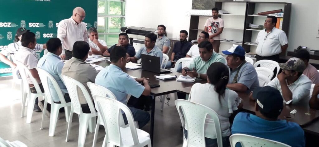 Transportistas, organizaciones sociales de San Julián y la Gobernación llegan a un acuerdo para fijar el precio del pasaje 1 ACUERDO