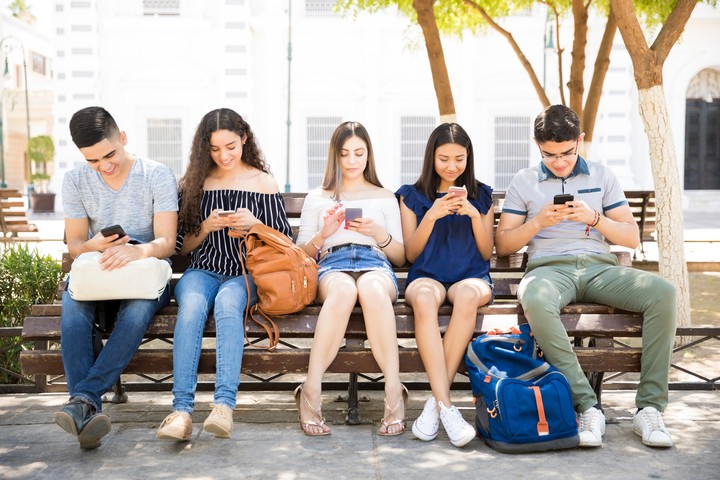Los centennials o Generación Z tienen entre 27 y los 12 años (Foto: ilustración Shutterstock)