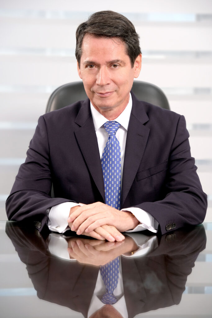 En su 30 años, el Banco Ganadero innova, crece y apuesta por la inclusión financiera 1 Ronald Gutierrez