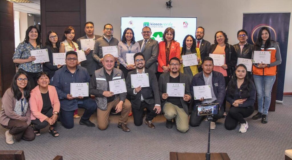 Cervecería Boliviana Nacional recibe reconocimiento por su compromiso medioambiental en la Reciclatón 2023 1 cbn 2