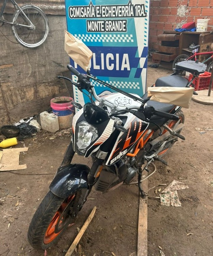 A Fernández lo asesinaron para robarle la moto. 