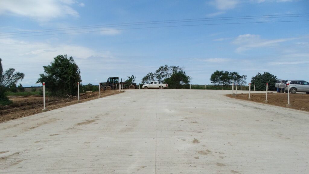 La Gobernación alista la inauguración del tramo carretero Colonia Piraí – Canandoa en su Fase I 1 via 2 1