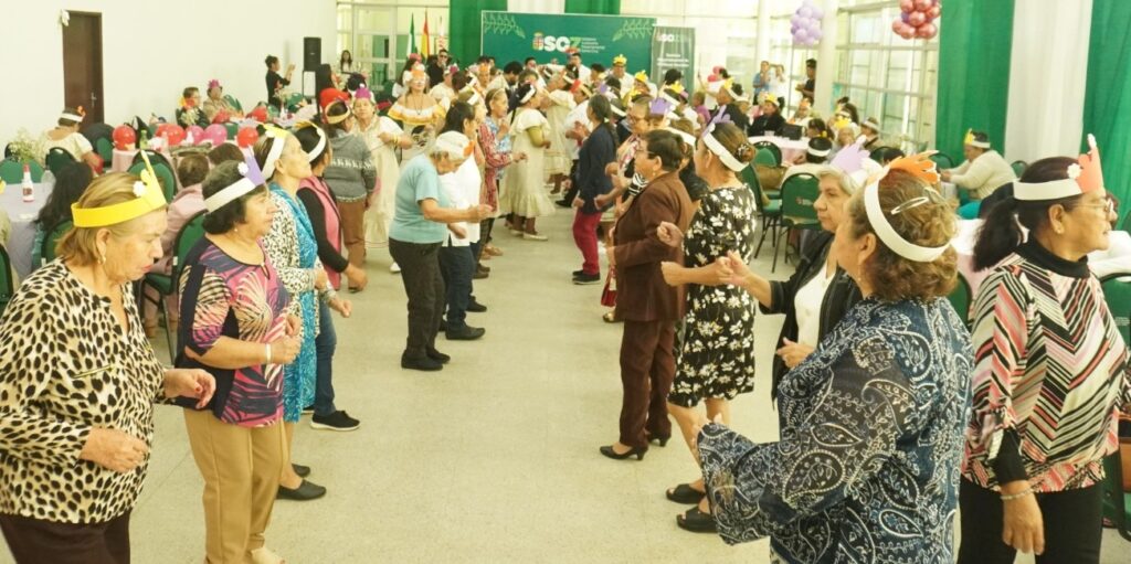 Gobernación adelanta agasajo a Adultos Mayores por el Día de la Madre 1 MAYOR 1