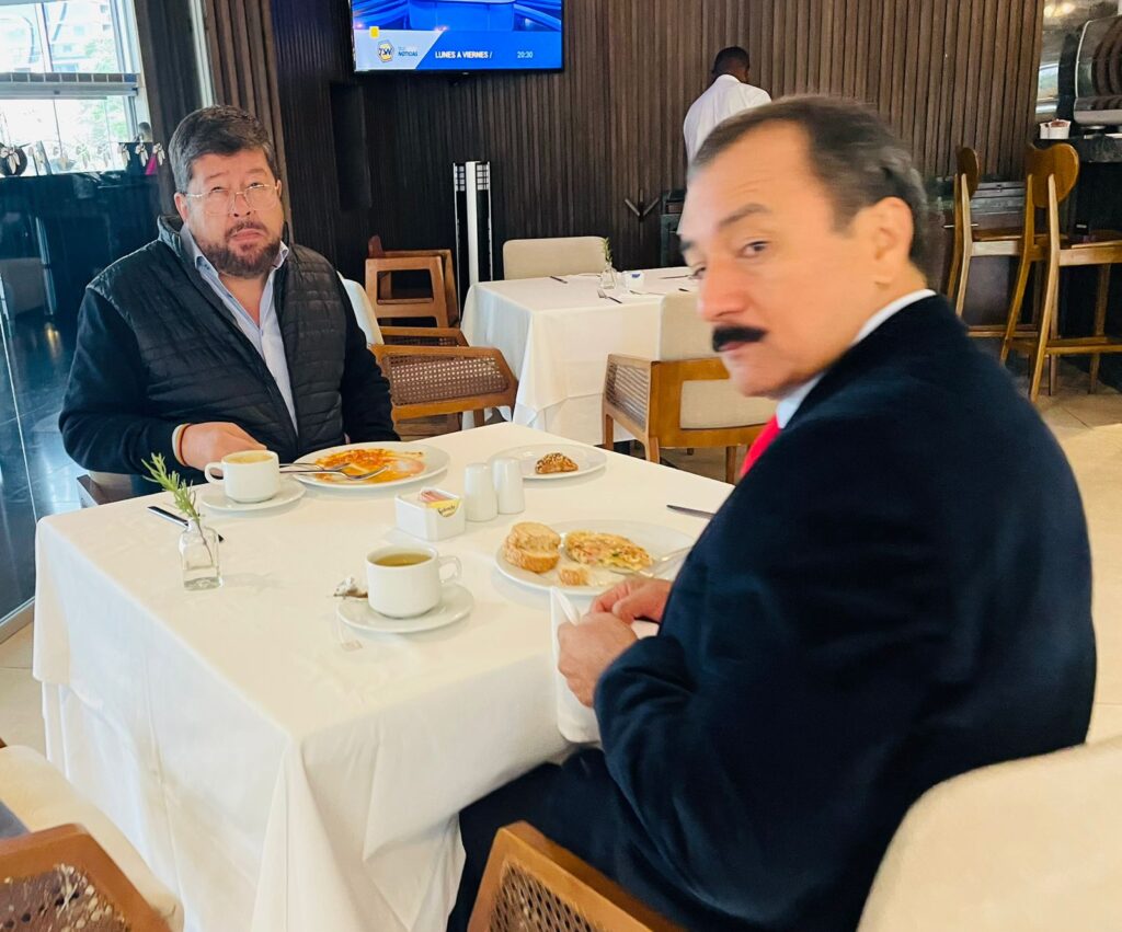 Vicente y Samuel impulsan la unidad de la oposición: “Manfred no es de la oposición” 1 OJO 2 1