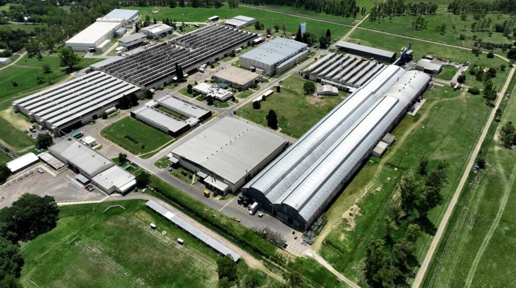 FV S.A.: una elección segura en grifería, respaldada por su trayectoria en el rubro y procesos de calidad 1 PHOTO 2024 06 28 17 17 07