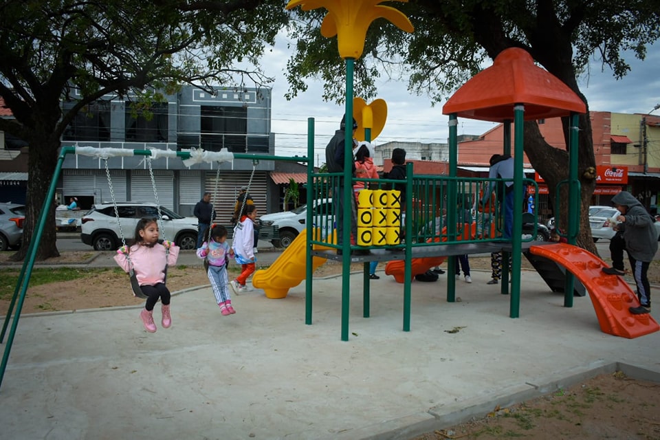 Alcaldía inició la mejora y acondicionamiento de 100 plazas en la ciudad 2 PLAZA 3