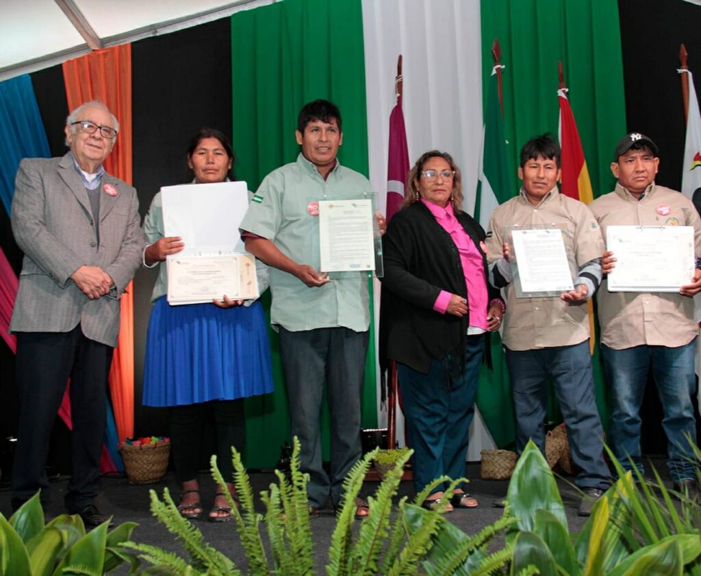 Cooperativas reinvindicaron el modelo de desarrollo en el Coopsday 2024 2 2d5d4301 4134 4666 a6df cf24af38065e