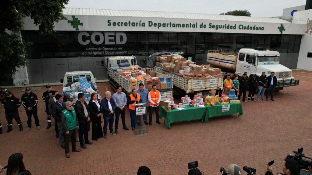 Envían cisternas con agua y camiones con asistencia humanitaria a Roboré y Puerto Suárez 1 coed 2