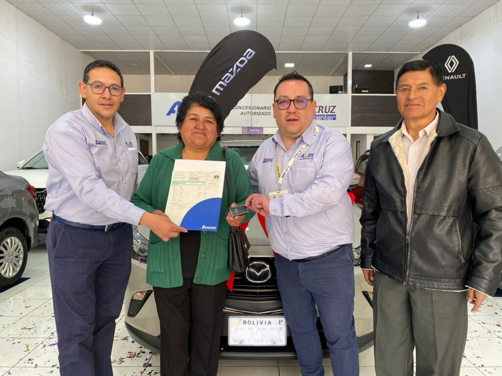 Martha Flores Villalpando ganadora de Potosi