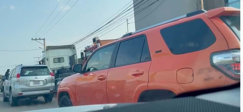 Combustible: el Gobierno espera que en la jornada se reduzcan las filas y garantiza suministro 1 cola 1