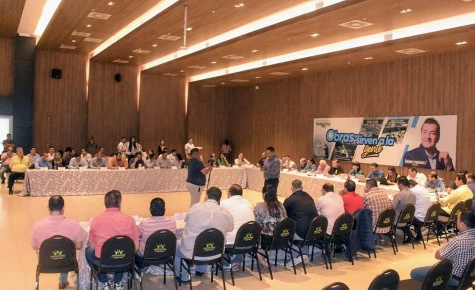 El alcalde Jhonny Fernández apoya y acatará el paro cívico por el Censo; solo atenderá salud y Emacruz 1 IMG 3345