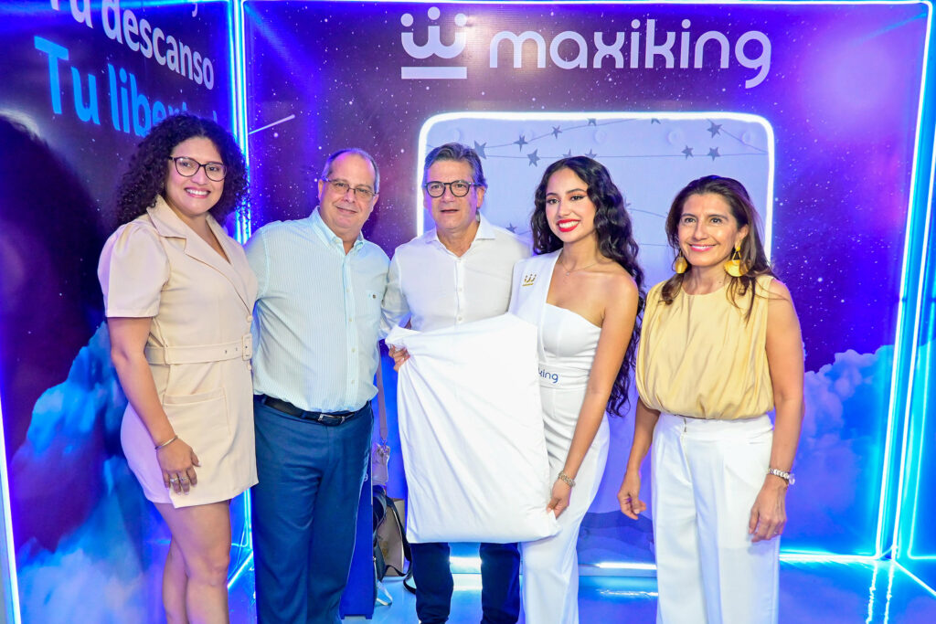 Pilar Fernandez Camsa Livio Zozzoli Maxiking Dario Camhi presidente ejecutivo Camsa Michel Suarez y Silvia Zerda Maxiking