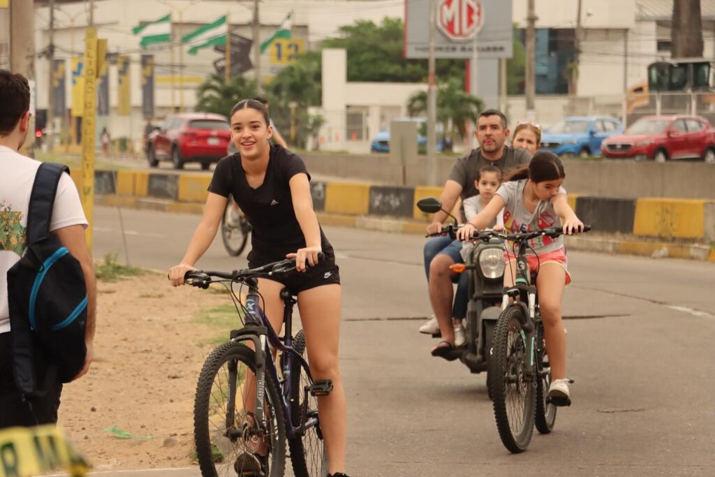 Para el Comité Pro Santa Cruz, el paro se cumplió con ‘total contundencia’ 2 paro 3