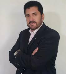 Para Náyar, con el MAS venido a menos, la mejor opción es la ”unidad estratégica en torno al que tenga más posibilidades” 1 Nayar