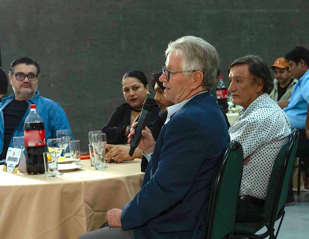 Diakonia organizó el “Encuentro sobre Medios, Iglesia y Ética” 2 igle 4