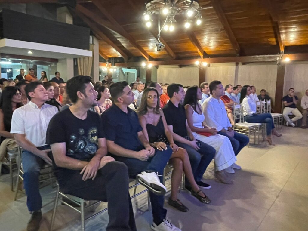PUBLICO