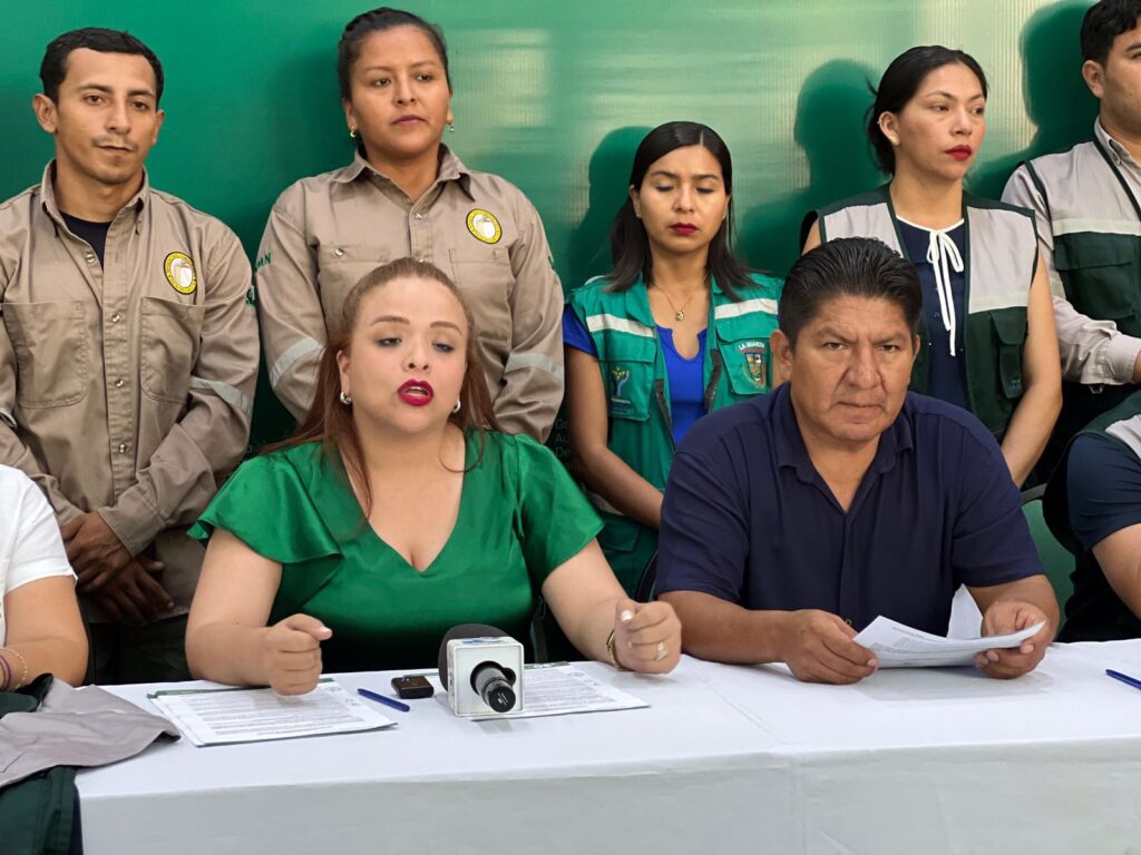Gobernación y alcaldía de La Guardia suscriben convenio para proteger las Lomas de Arena 1 lomas 1